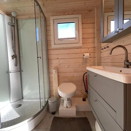 Båthotell Hausboot Janne Inclusive Kanu Nach Verfuegbarkeit Sup Und Wlan 50 Mbit S Flat Lübeck