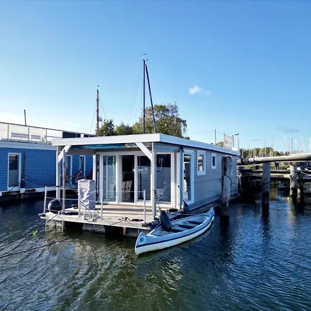 Båthotell Hausboot Janne Inclusive Kanu Nach Verfuegbarkeit Sup Und Wlan 50 Mbit S Flat *